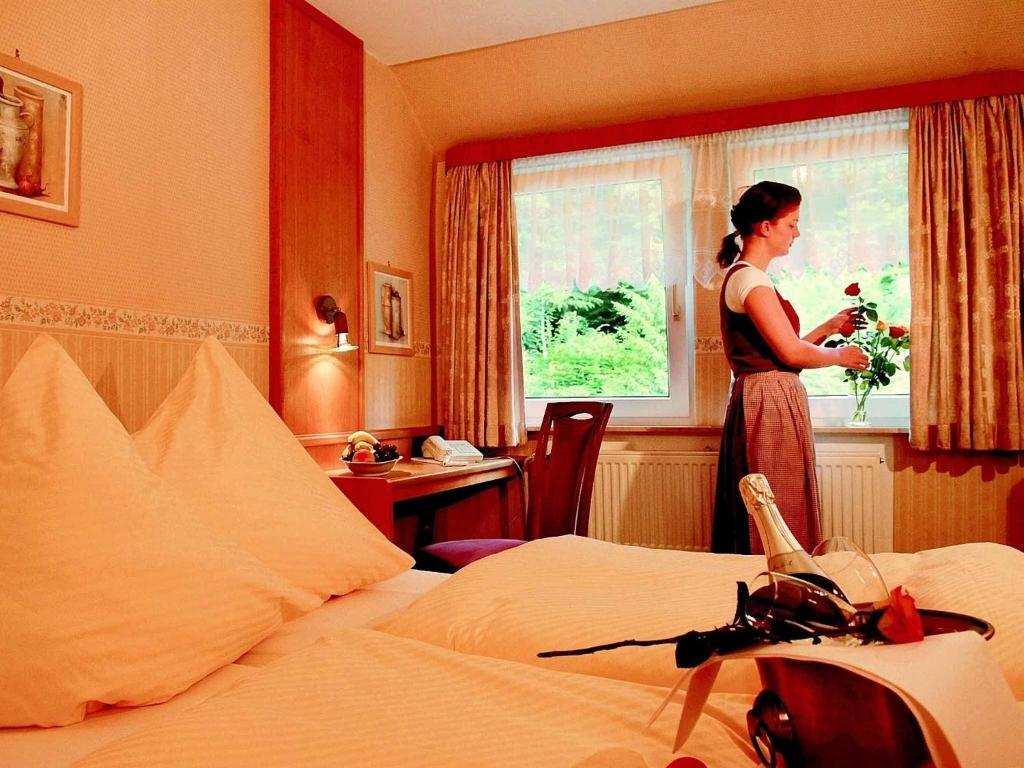 Hotel Weinschanke Rohdental Hessisch Oldendorf Стая снимка